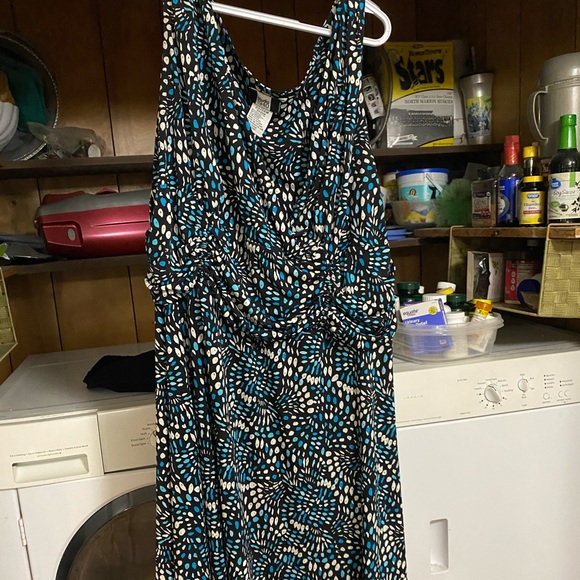 Dress - Picture 1 of 2